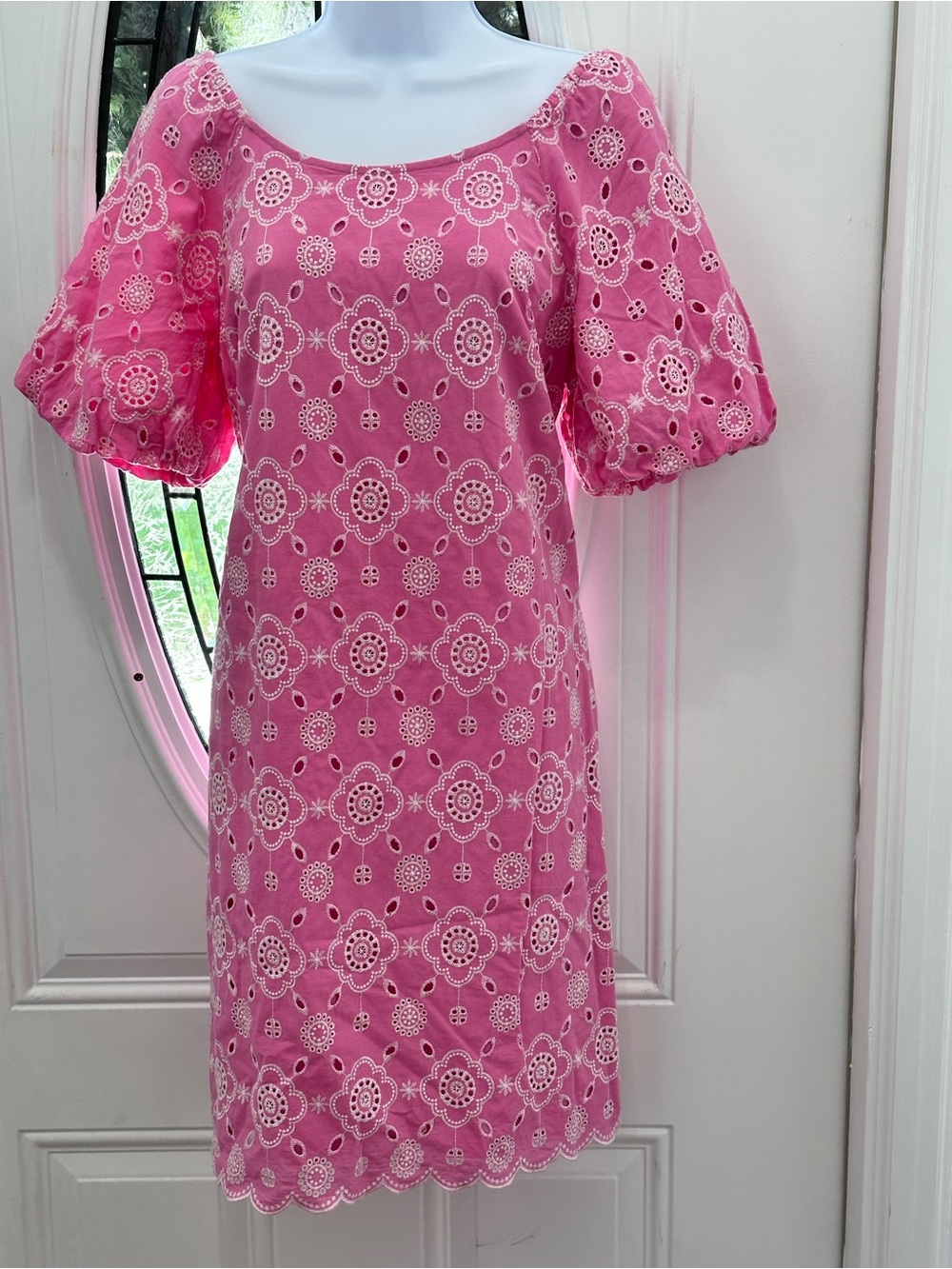 Talbots short sleeve Women’s Pink Eyelet Shift Dress Sz 10 - Picture 2 of 5